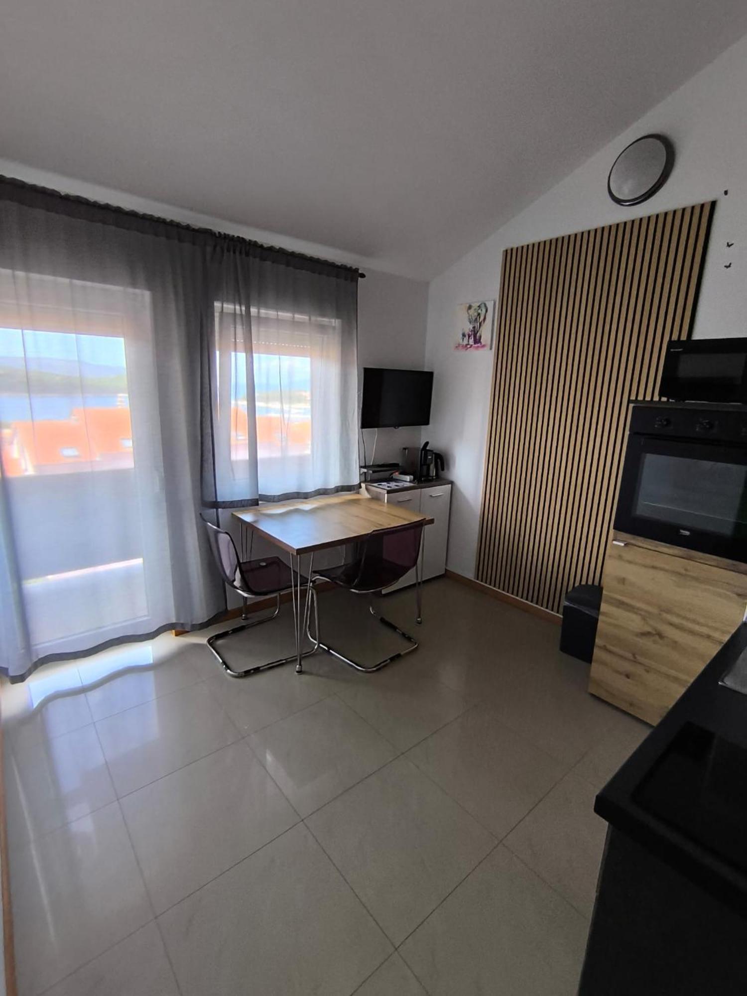 Apartments Pongrac ツレス エクステリア 写真