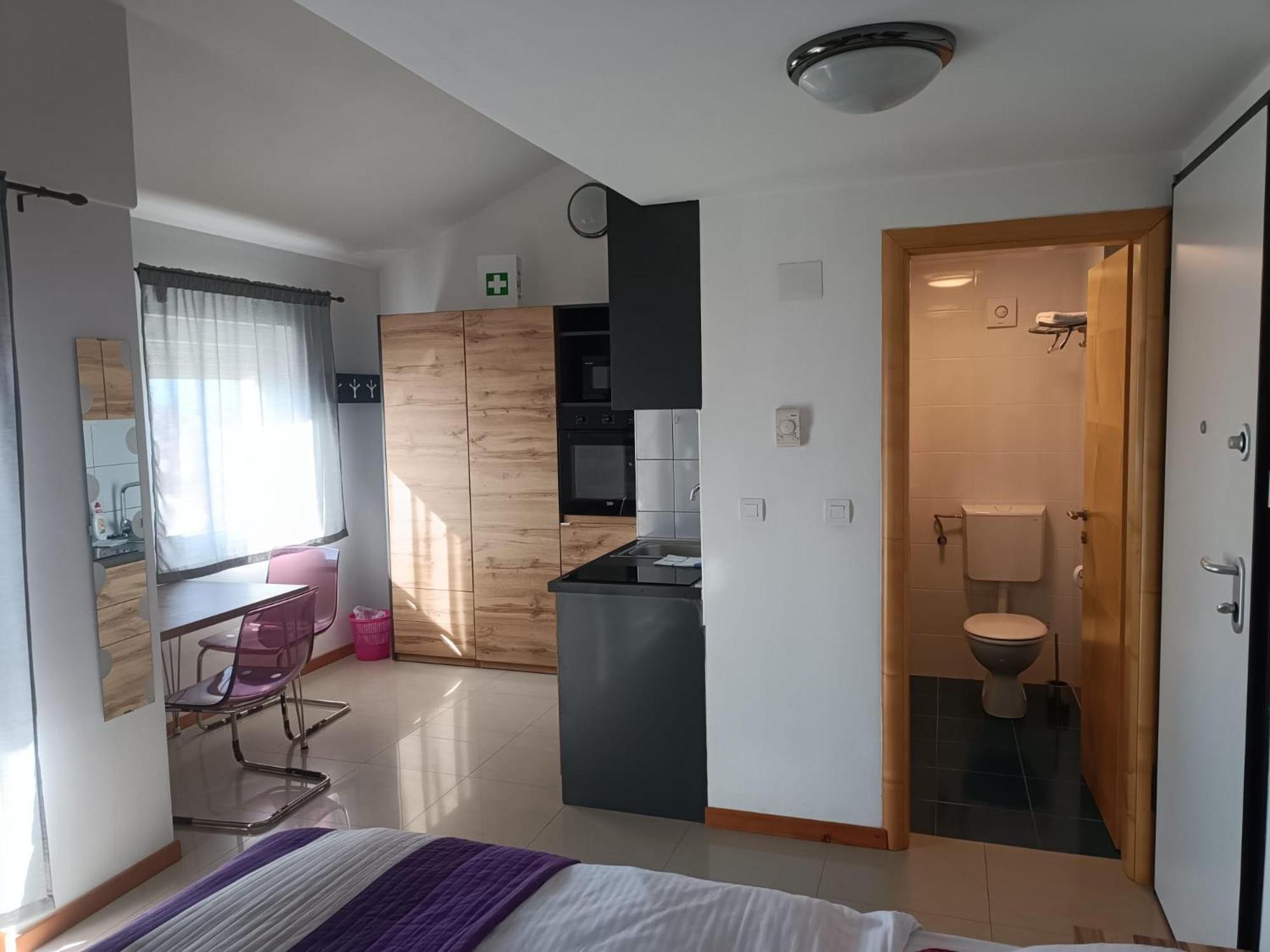 Apartments Pongrac ツレス エクステリア 写真