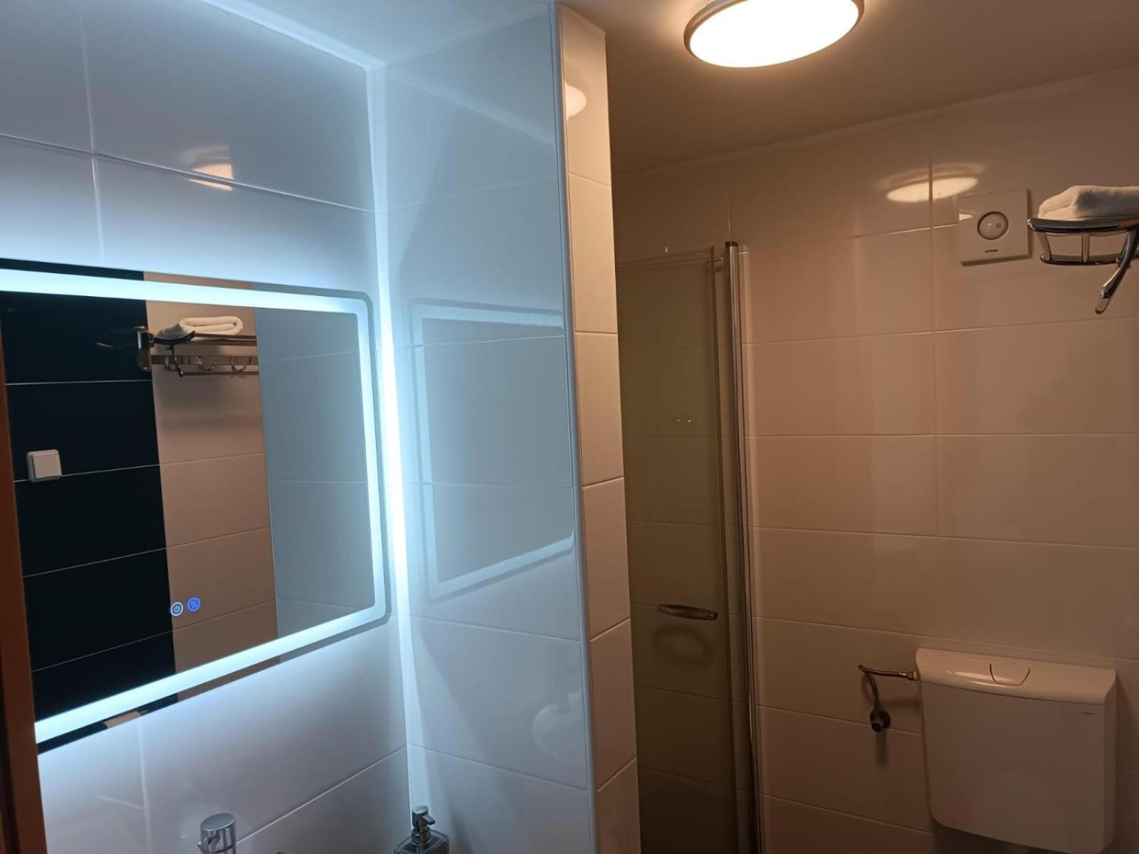 Apartments Pongrac ツレス エクステリア 写真